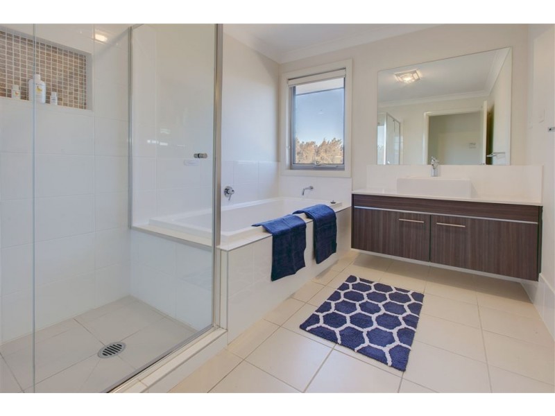 12 Tanunda Drive, The Ponds NSW 2769