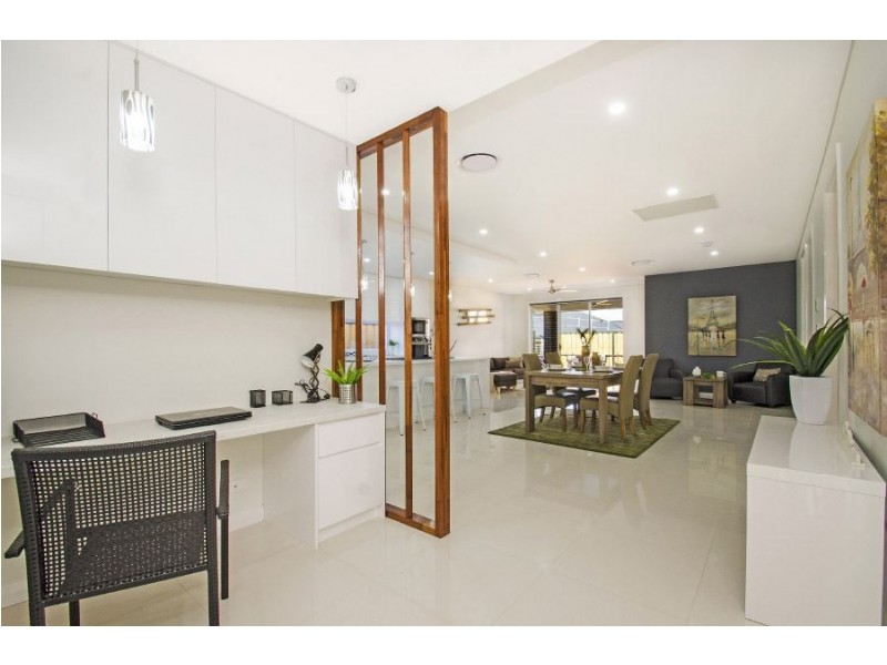 165 Riverbank Drive, The Ponds NSW 2769