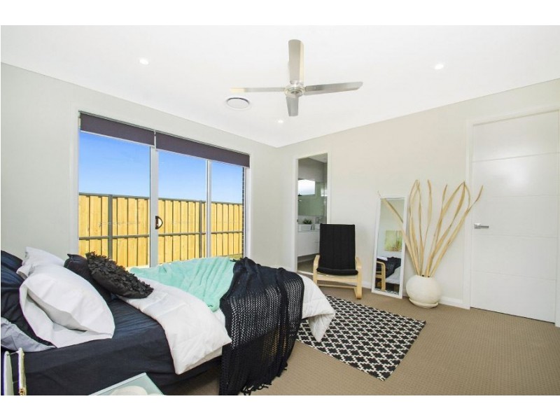 165 Riverbank Drive, The Ponds NSW 2769