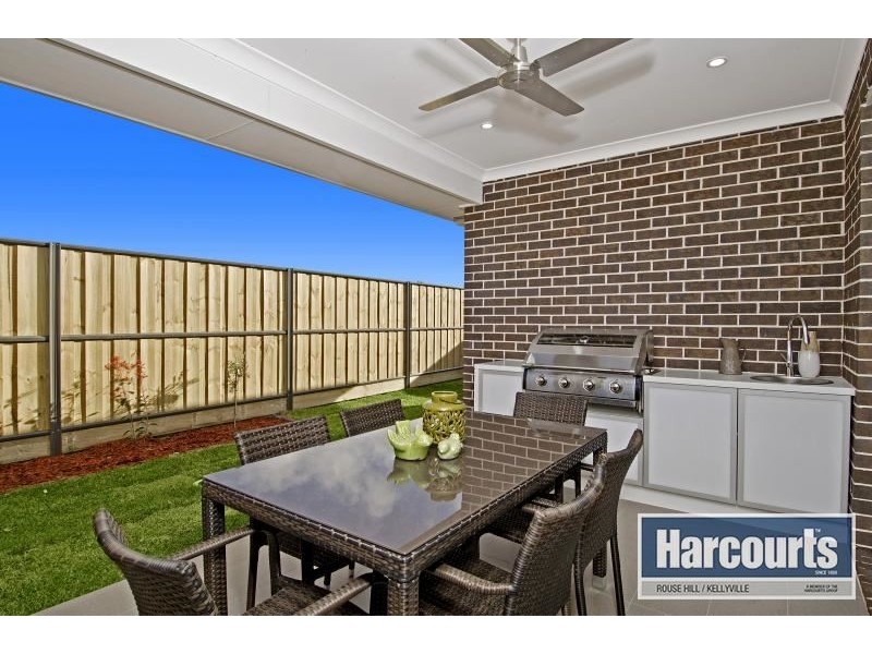 165 Riverbank Drive, The Ponds NSW 2769