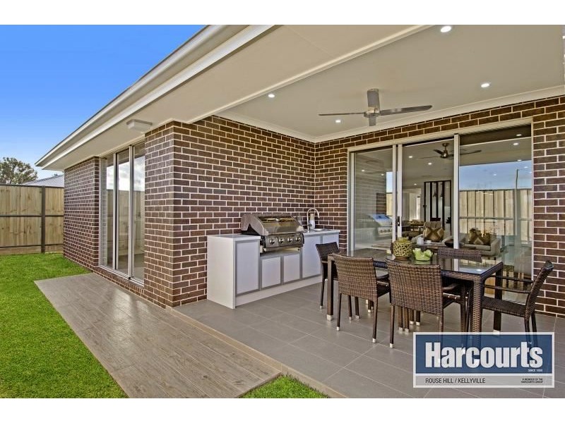 165 Riverbank Drive, The Ponds NSW 2769