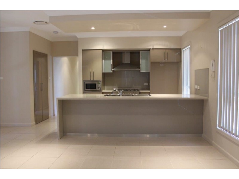 12 Clover Pl, The Ponds NSW 2769