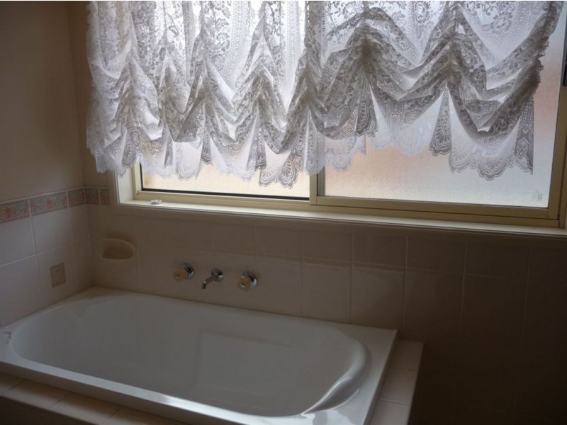 3 Oakmont, Rouse Hill NSW 2155