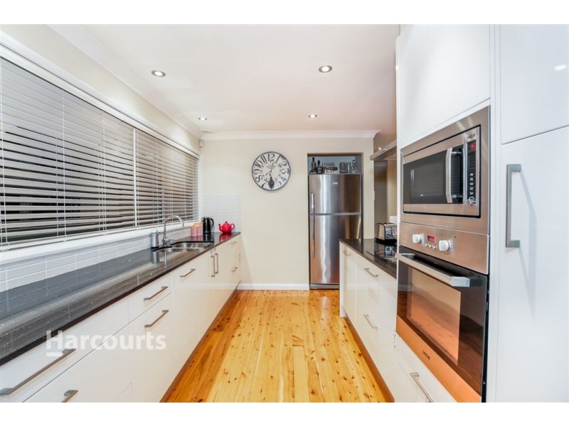 9 Isaac Smith Pde, Kings Langley NSW 2147