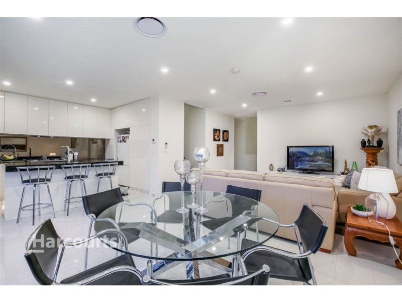 80 Hezlett Rd, Kellyville NSW 2155