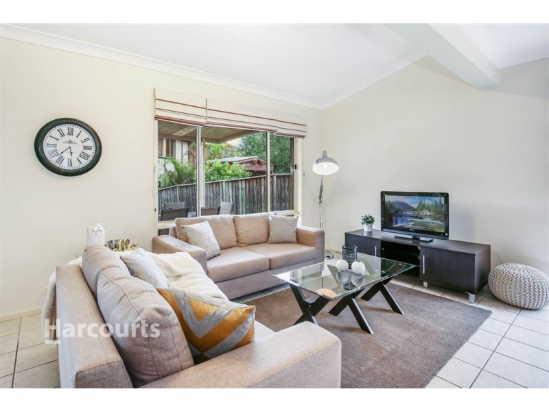 60 Beaumont Drive, Beaumont Hills NSW 2155