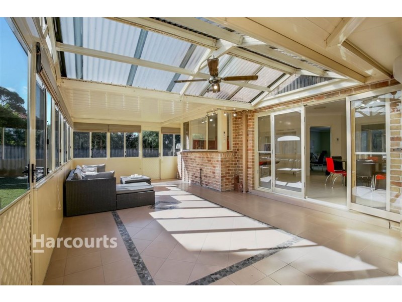32 Tallowood Grove, Beaumont Hills NSW 2155