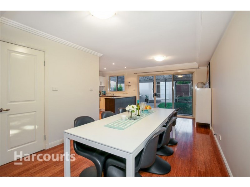 16 Castleford Terrace, Stanhope Gardens NSW 2768