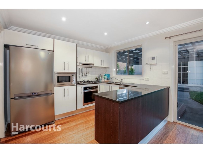 16 Castleford Terrace, Stanhope Gardens NSW 2768