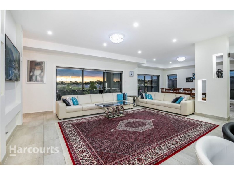 7 Blue Wren Way, Kellyville NSW 2155