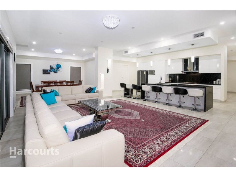 7 Blue Wren Way, Kellyville NSW 2155