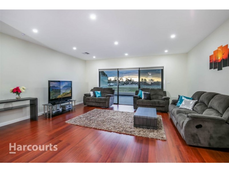 7 Blue Wren Way, Kellyville NSW 2155