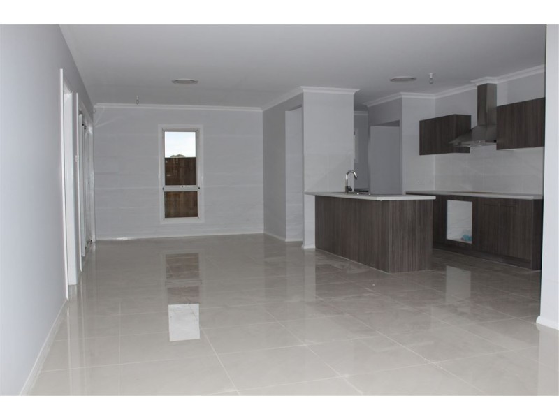 7 Clearfield Street, Colebee NSW 2761