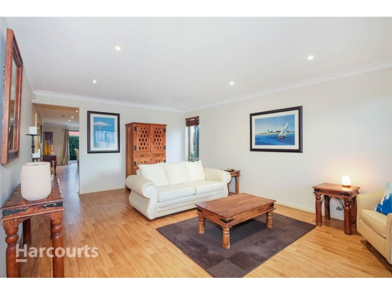 108 Phoenix Avenue, Stanhope Gardens NSW 2768