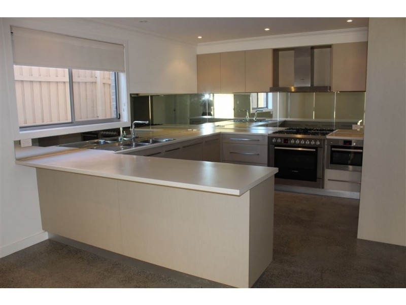 1 Rushden Way, Stanhope Gardens NSW 2768