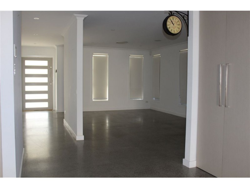 1 Rushden Way, Stanhope Gardens NSW 2768