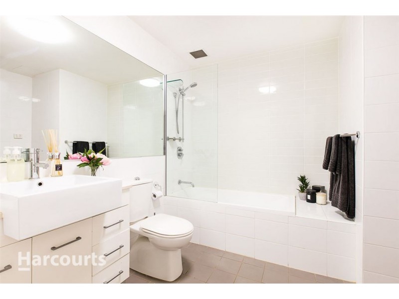 305/72 Civic Way, Rouse Hill NSW 2155