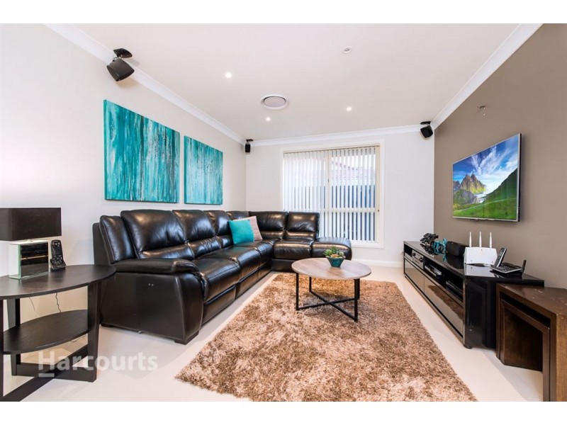 8 Olive Lee Street, Quakers Hill NSW 2763