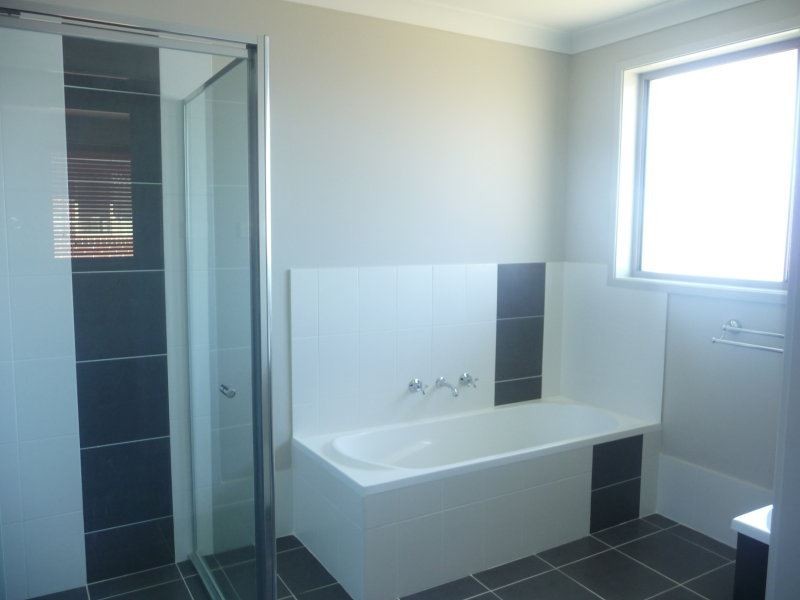 17 Adelong Parade, The Ponds NSW 2769