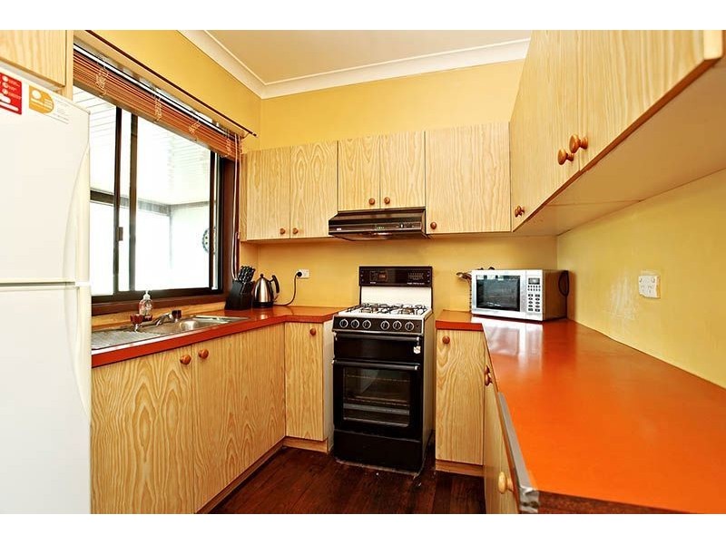 16 Noakes Parade, Lalor Park NSW 2147