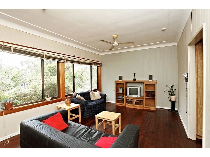 16 Noakes Parade, Lalor Park NSW 2147