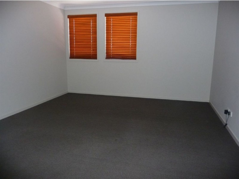 26 Paringa Drive, The Ponds NSW 2769