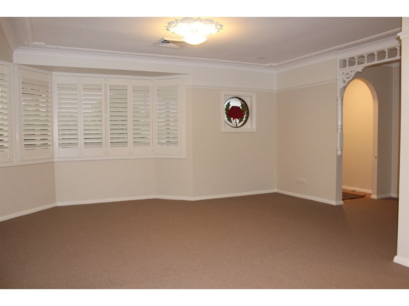 35 Gracelands Drive, Quakers Hill NSW 2763