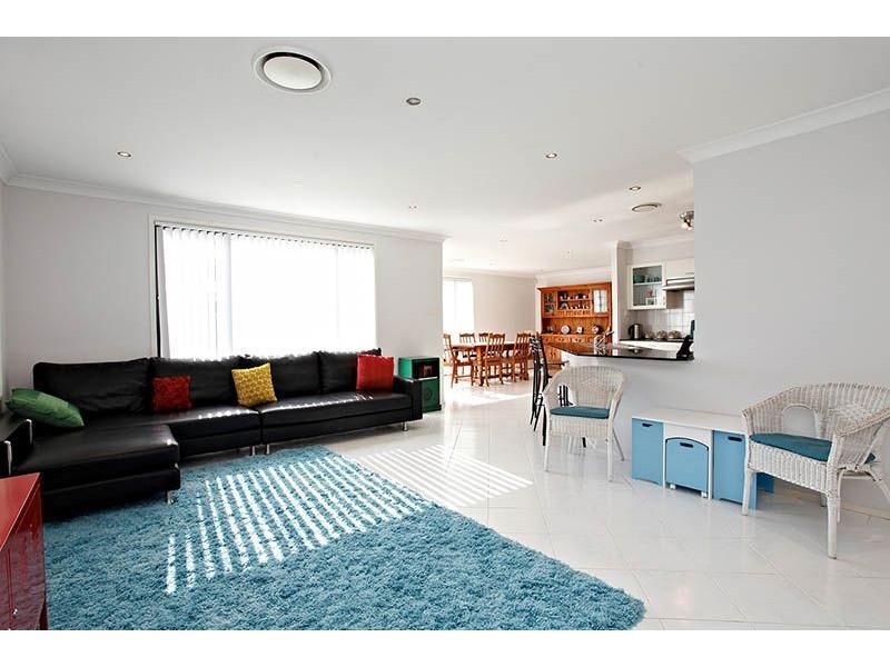 34 Pinehurst Avenue, Rouse Hill NSW 2155