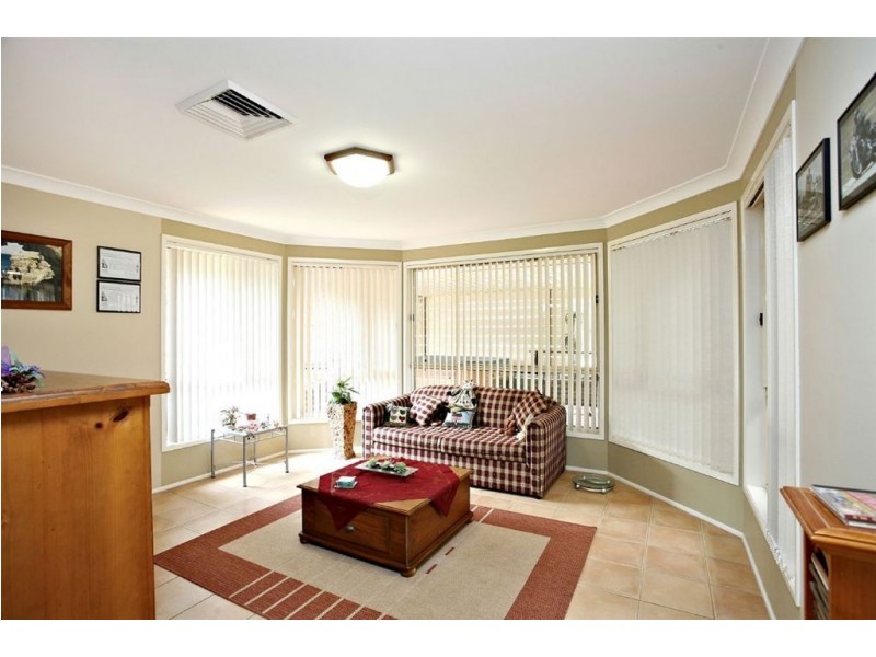 4 McCabe Place, Rouse Hill NSW 2155