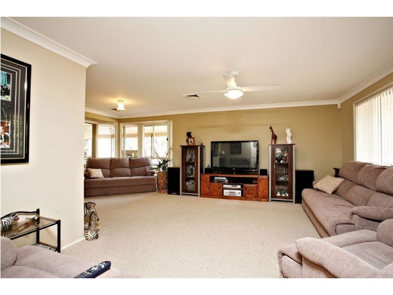 4 McCabe Place, Rouse Hill NSW 2155