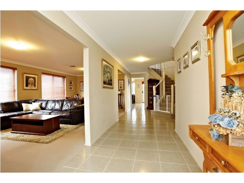 19 Ridgeline Drive, The Ponds NSW 2769