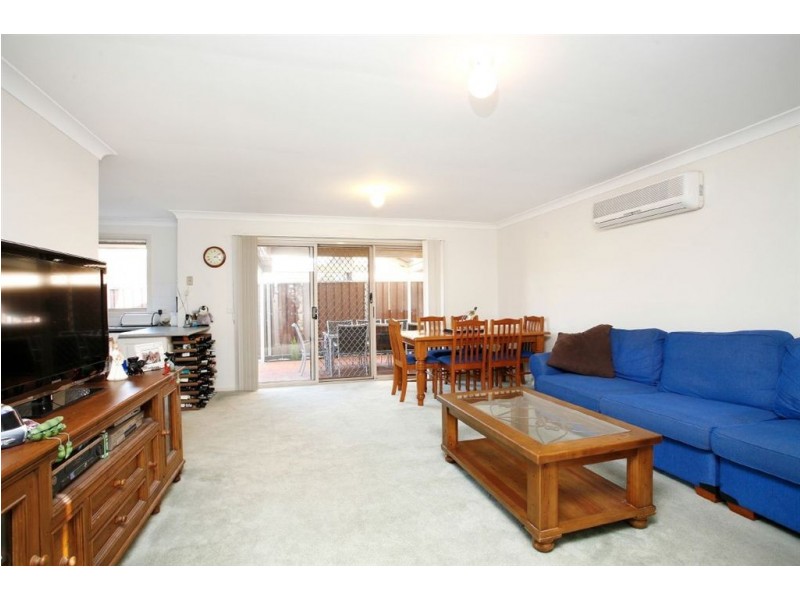 3/23a Reynolds Street, Old Toongabbie NSW 2146