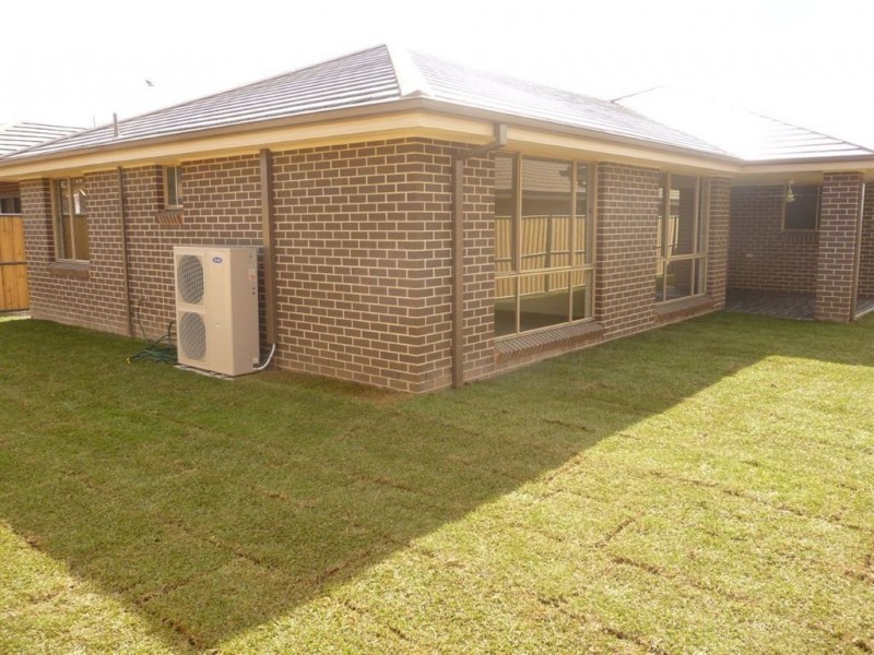 77 Viceroy Avenue, The Ponds NSW 2769