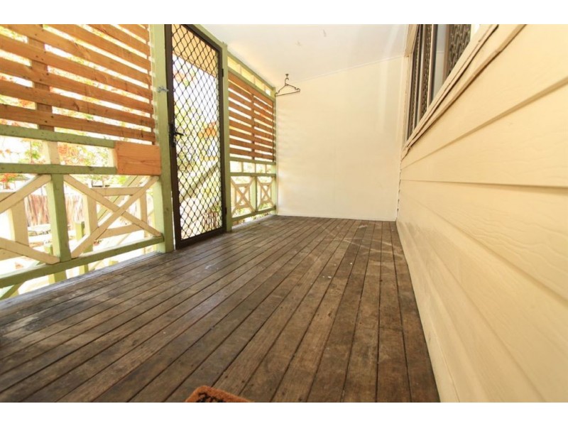 71 West Street, The Range QLD 4700