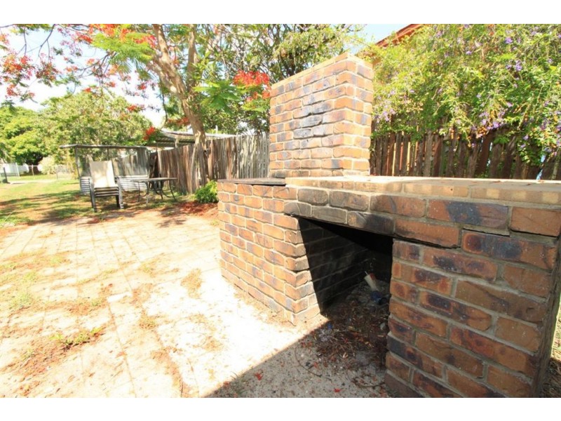 71 West Street, The Range QLD 4700