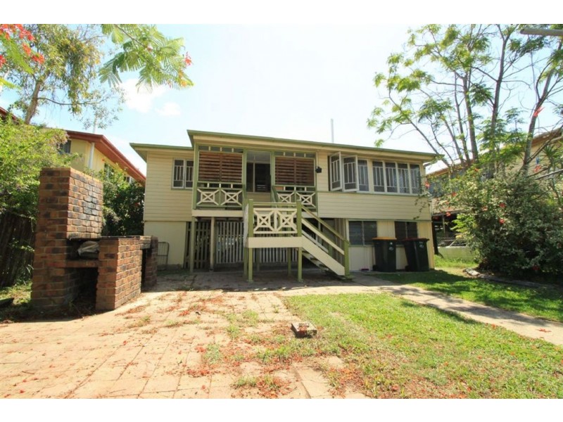 71 West Street, The Range QLD 4700