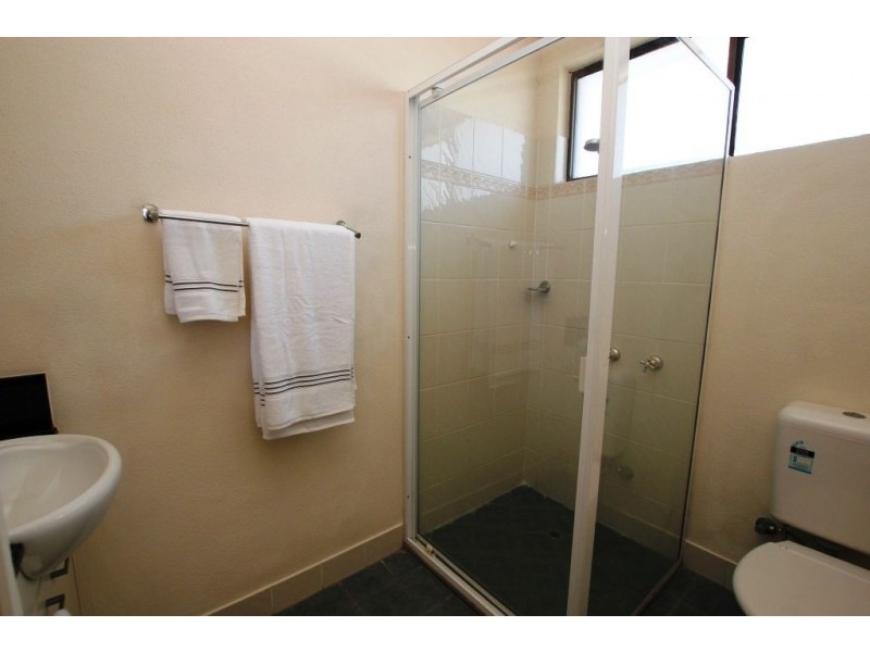 Unit 4/168 Scenic Highway, Yeppoon QLD 4703