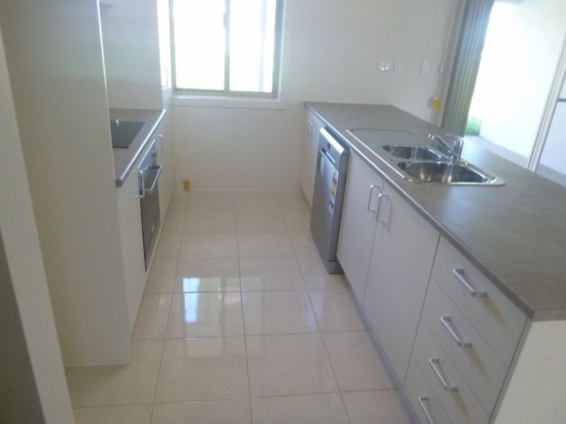 5 Tarramoore Road, Gracemere QLD 4702