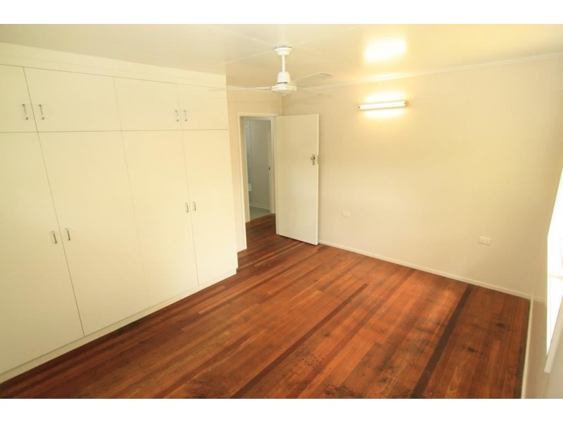 262 Wiltshire Street, Koongal QLD 4701