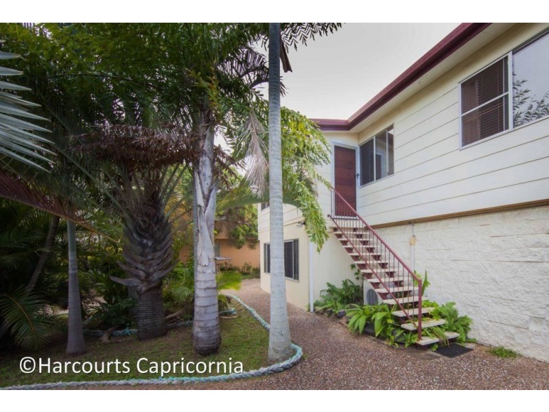 55 Denning Street, Park Avenue QLD 4701