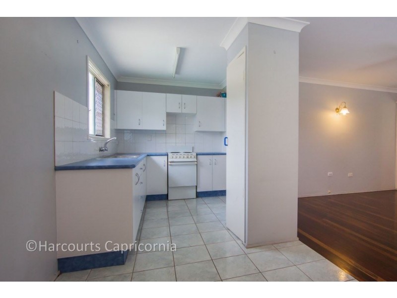 55 Denning Street, Park Avenue QLD 4701