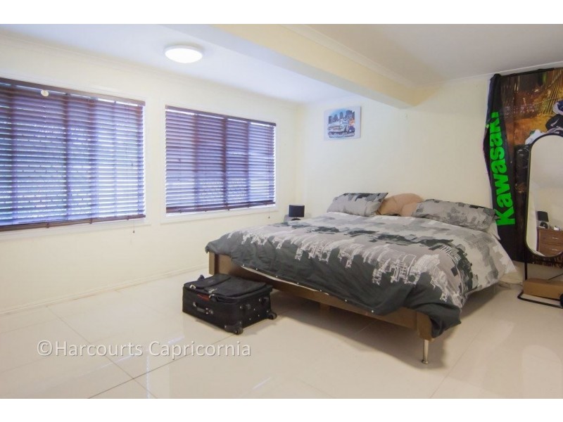 55 Denning Street, Park Avenue QLD 4701