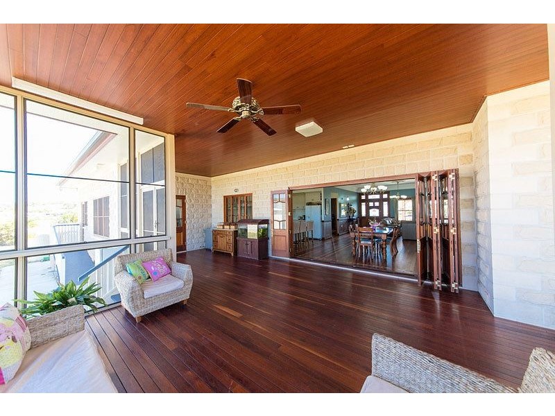 14 Maddison Avenue, Rockyview QLD 4701