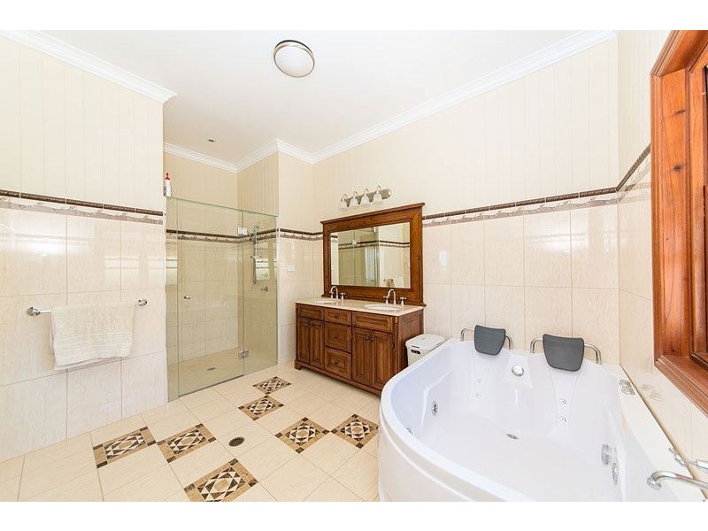 14 Maddison Avenue, Rockyview QLD 4701