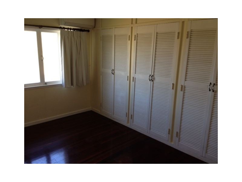 135 Talbot Street, Berserker QLD 4701