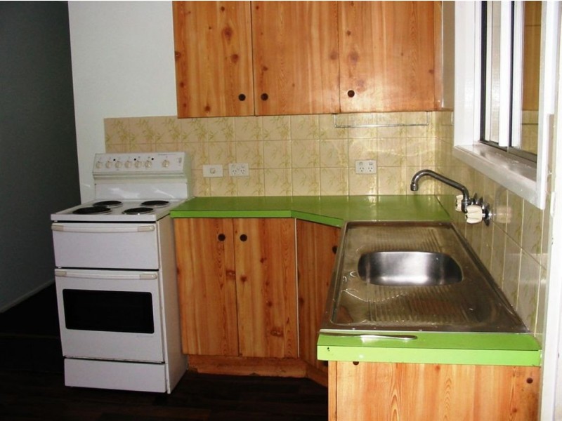4 Beck Street, Gracemere QLD 4702
