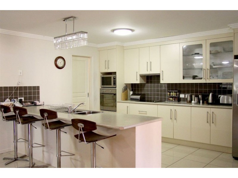 4 Richmont Drive, Bouldercombe QLD 4702
