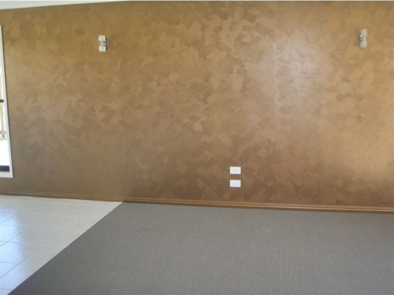 3 Koolamarra Dr, Gracemere QLD 4702