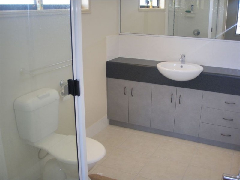 1 Doongarra Cr, Gracemere QLD 4702