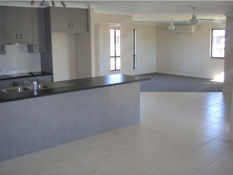 1 Doongarra Cr, Gracemere QLD 4702